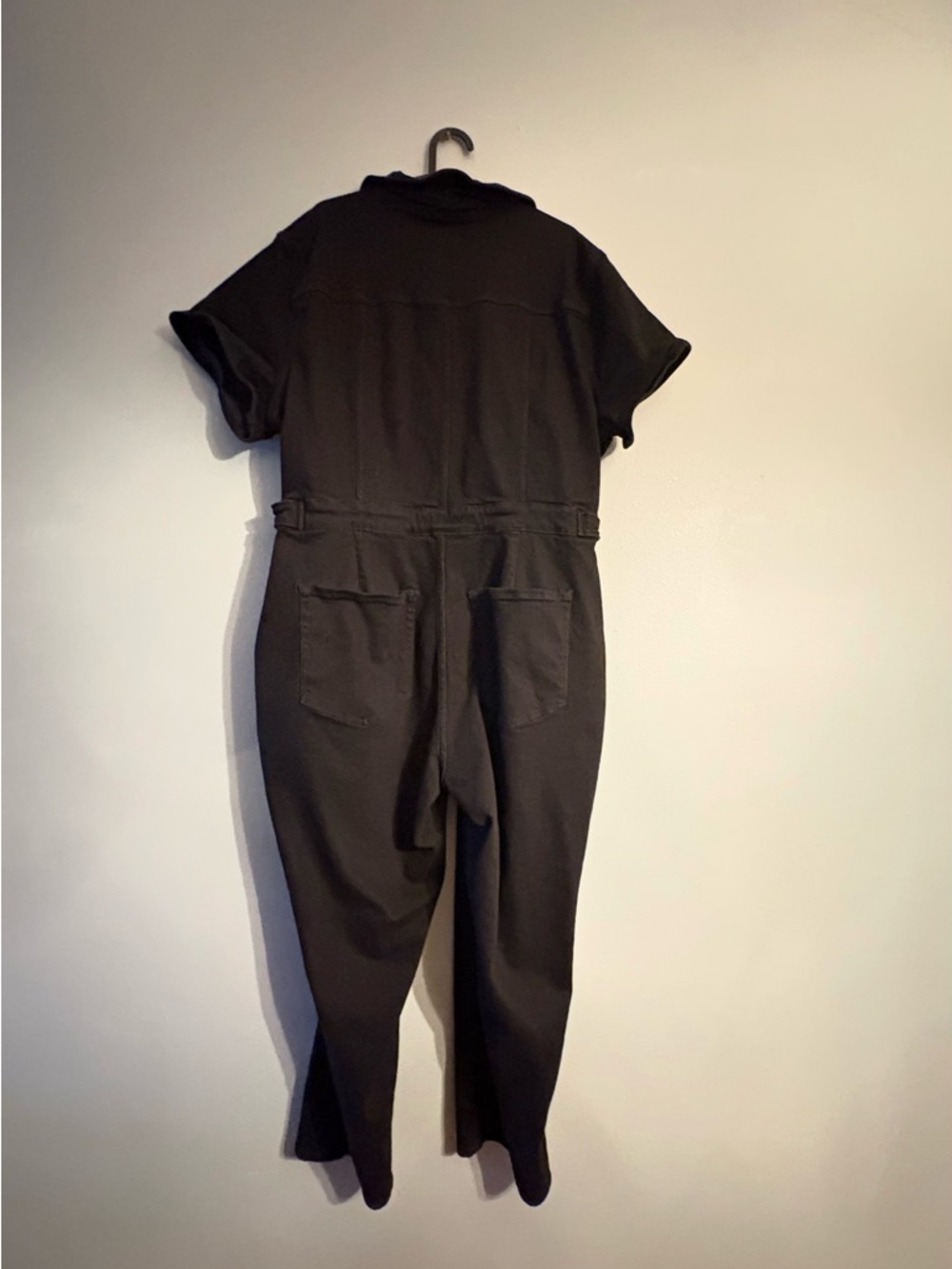 Good American Black Short-Sleeve Utility Jumpsuit - Picture 3 of 7